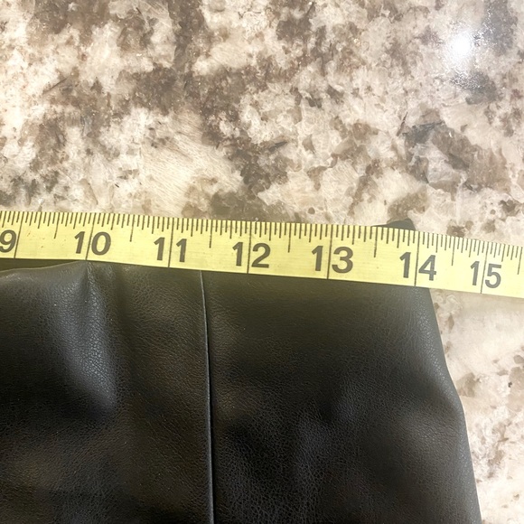 Dynamite women’s black faux leather skirt. Size S - Picture 4 of 4